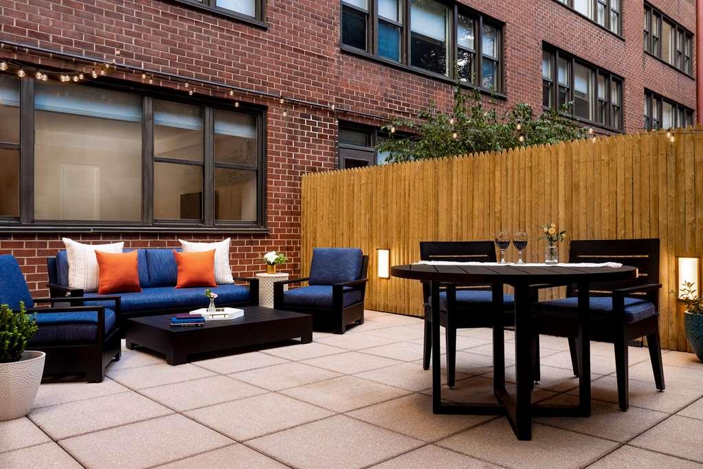 The Gardens Sonesta Es Suites New York Eksteriør billede